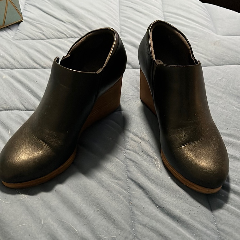 Dr. Scholl’s Harlow ankle booties. Size 9. Gently worn